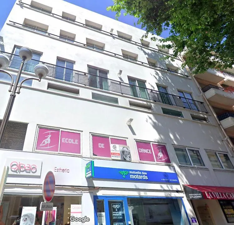 Studio Douillet Centre Канны Франция